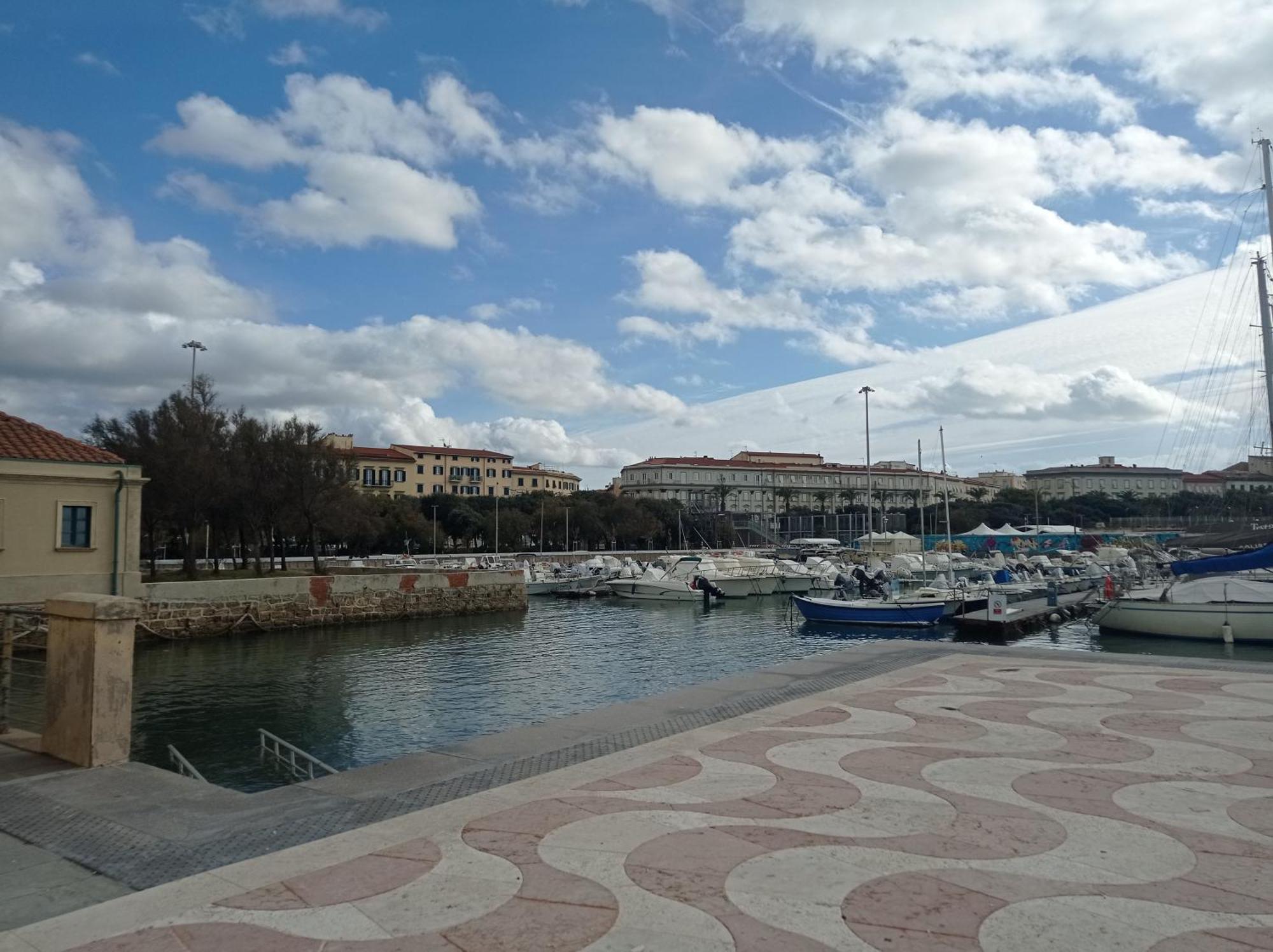 Appartamento Con Incantevole Vista Mare Livorno Exterior foto